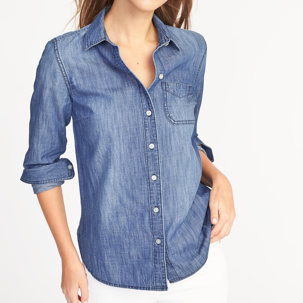 Old Navy Classic Chambray Button Up Shirt